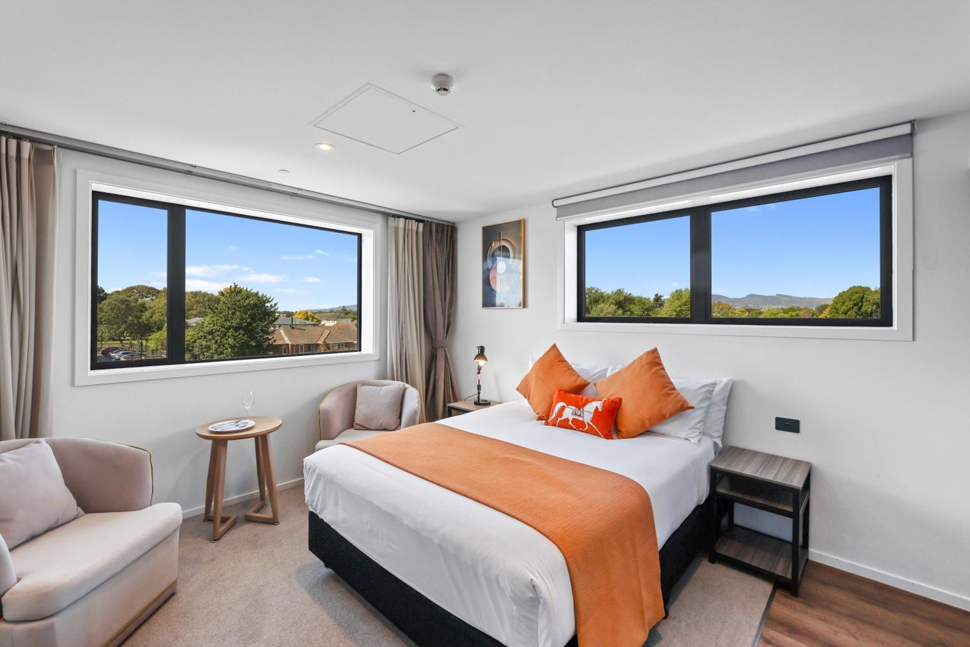 Golden Hotel Christchurch Bagian luar foto