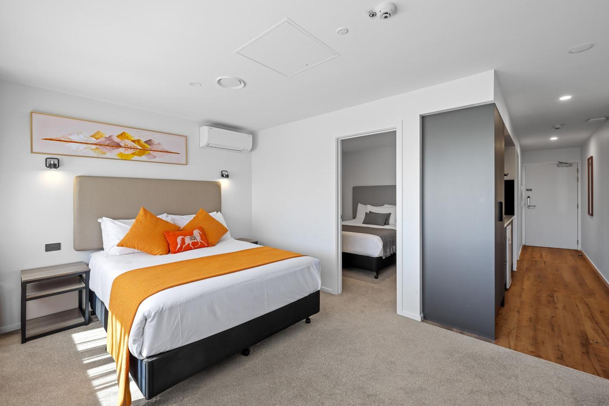 Golden Hotel Christchurch Bagian luar foto